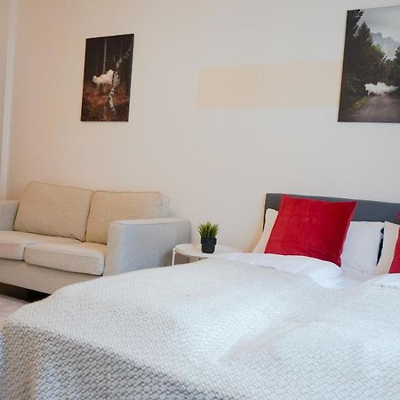 Fullhouse - Jena - H12 Apartments - Marketplace Luaran gambar