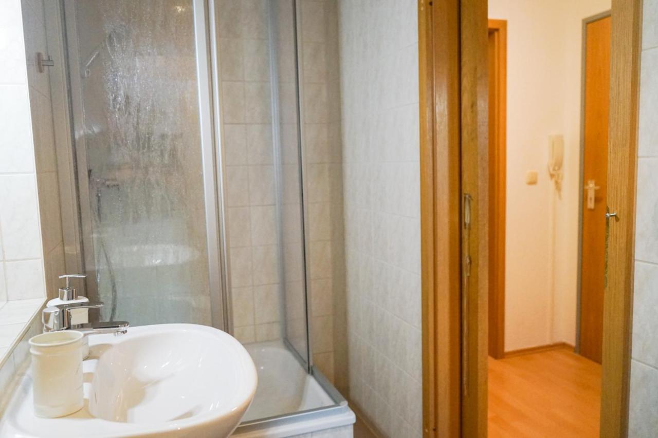 Fullhouse - Jena - H12 Apartments - Marketplace Luaran gambar
